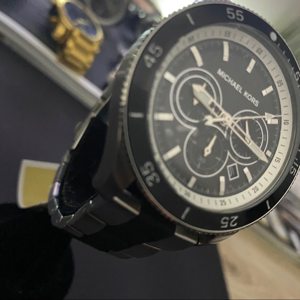 Michael kors watch silver and black - Picture 4 of 6